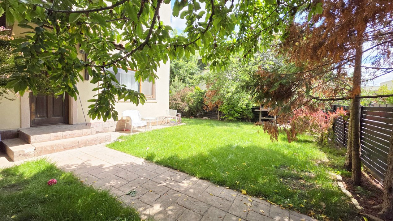Green City. Casa frumoasa, gradina si liniste de vanzare