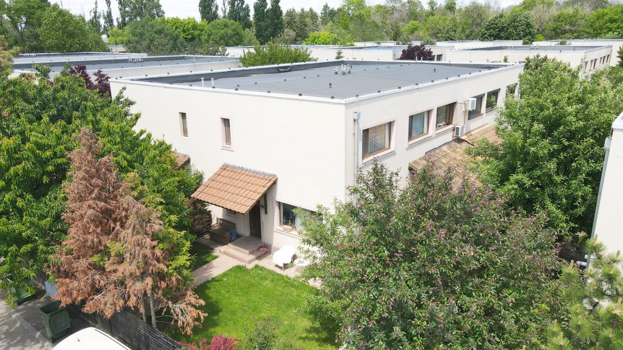 Green City. Casa frumoasa, gradina si liniste de vanzare