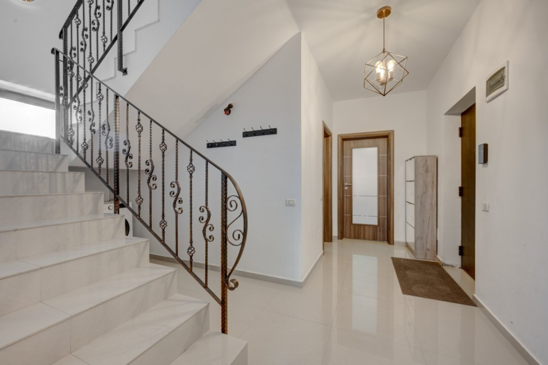 DOBROESTI – DOINEI, DUPLEX 4 CAMERE 150 MP, LIFT, PARCARE!