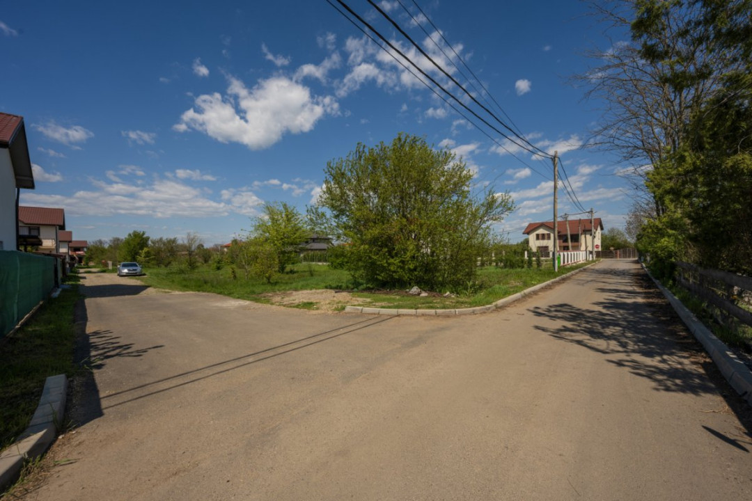 SNAGOV - CIOFLICENI TEREN CONSTRUCTII 830 MP, LOT DE COLȚ!