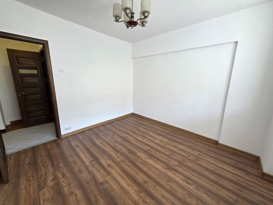 Oferta extraordinara pentru 3 camere la Doamna Ghica, bloc reabilitat