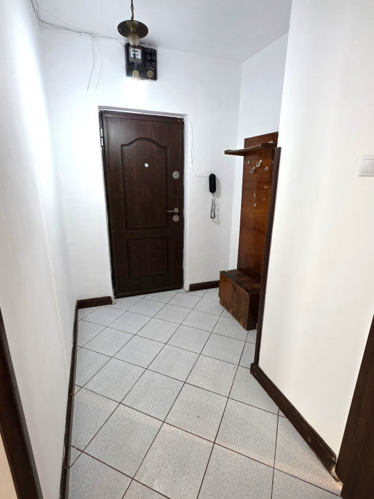 Oferta extraordinara pentru 3 camere la Doamna Ghica, bloc reabilitat