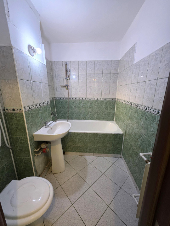 Oferta extraordinara pentru 3 camere la Doamna Ghica, bloc reabilitat
