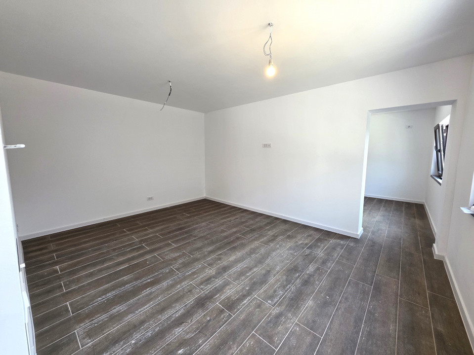 De vanzare casa in duplex-pe str Mezes in Chitila, langa Laminorului 