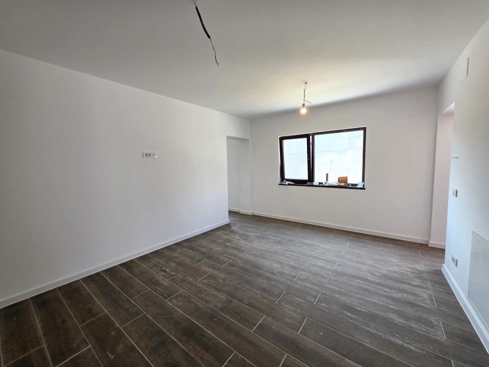 De vanzare casa in duplex-pe str Mezes in Chitila, langa Laminorului 