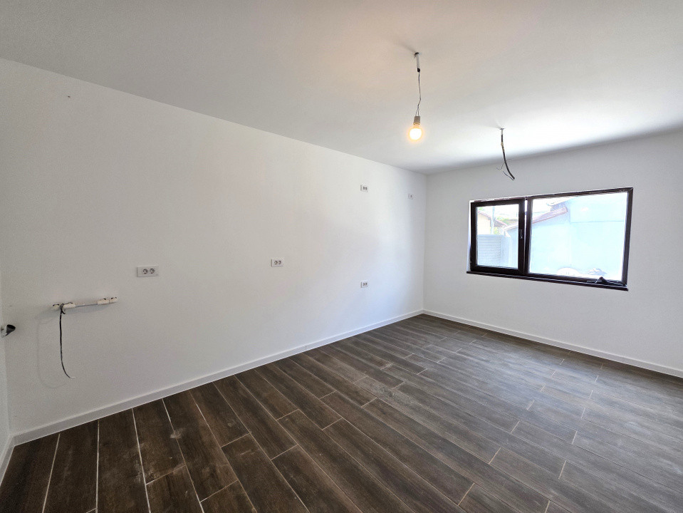 De vanzare casa in duplex-pe str Mezes in Chitila, langa Laminorului 