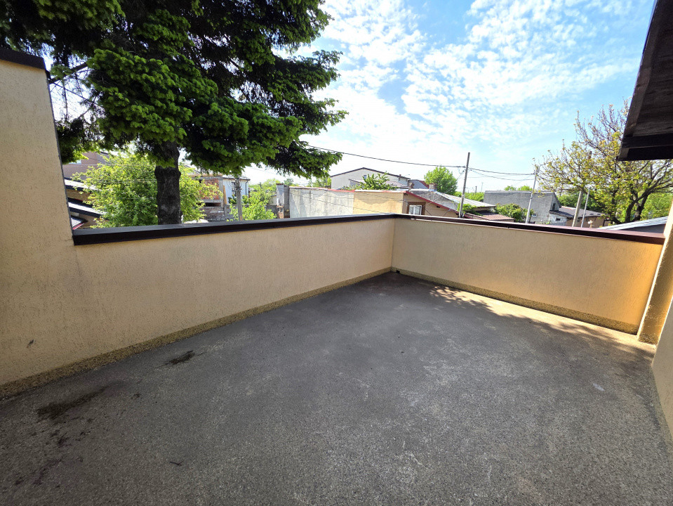 De vanzare casa in duplex-pe str Mezes in Chitila, langa Laminorului 