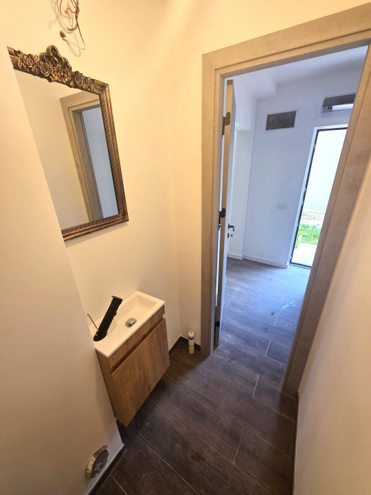 Casa la pret de apartament pe Sos Chitilei, langa Bd. Laminorului