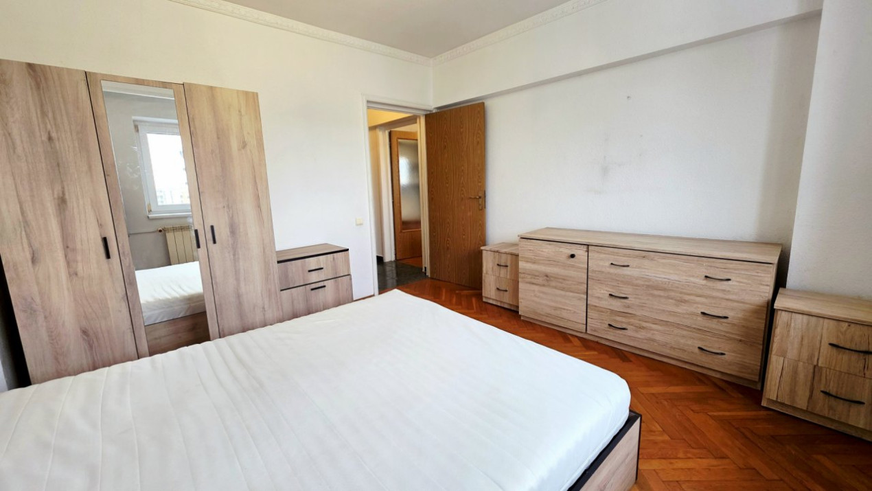 Cerere mare, oferta mica. Apartament 3 camere cu relaxare inclusa