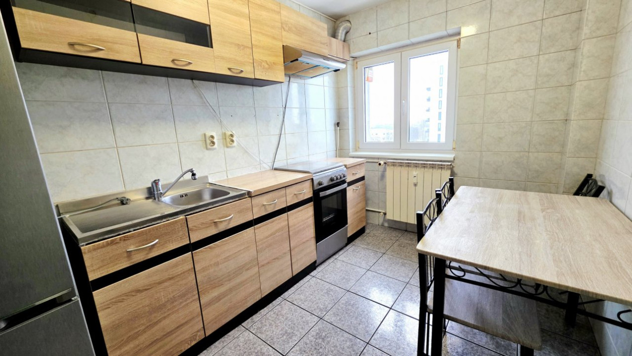 Cerere mare, oferta mica. Apartament 3 camere cu relaxare inclusa
