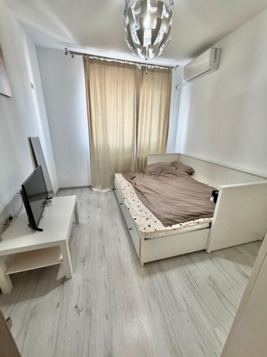 Apartament 2 camere mobilat Militari Residence - parcare proprie