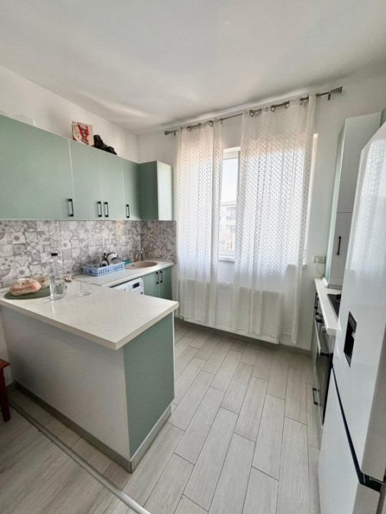 Apartament 2 camere mobilat Militari Residence - parcare proprie