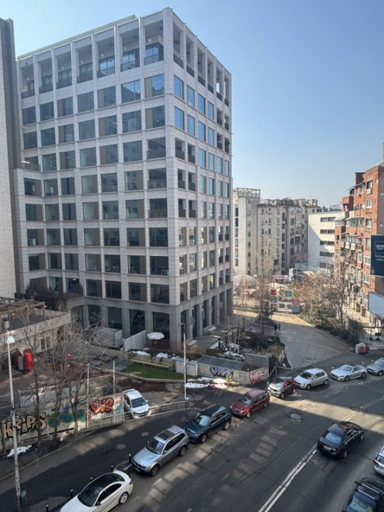 GARSONIERĂ ULTRACENTRALĂ CU VEDERE DESCHISĂ – INVESTIȚIE CU CHIRIAȘ ACTIV (400€)