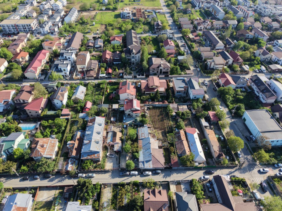 Popești Leordeni, casă demolabila/renovabila 3cam, singur curte 203mp