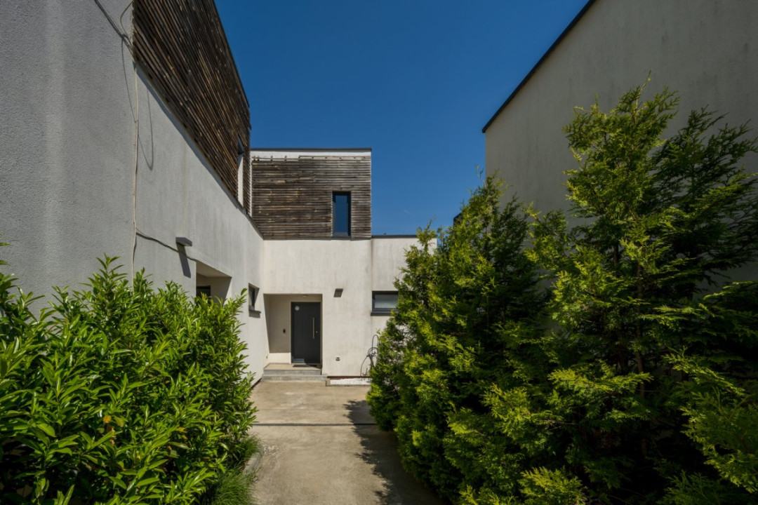 OTOPENI - MATEI BASARAB, DUPLEX 168 MP TOTAL, LOT 300 MP, LA CHEIE!