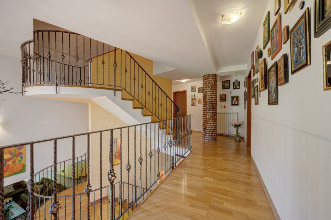 PARADISUL VERDE - VILA CONTEMPORANA 420 MPU, LOT 2100 MP, PADURE PRIVATA!