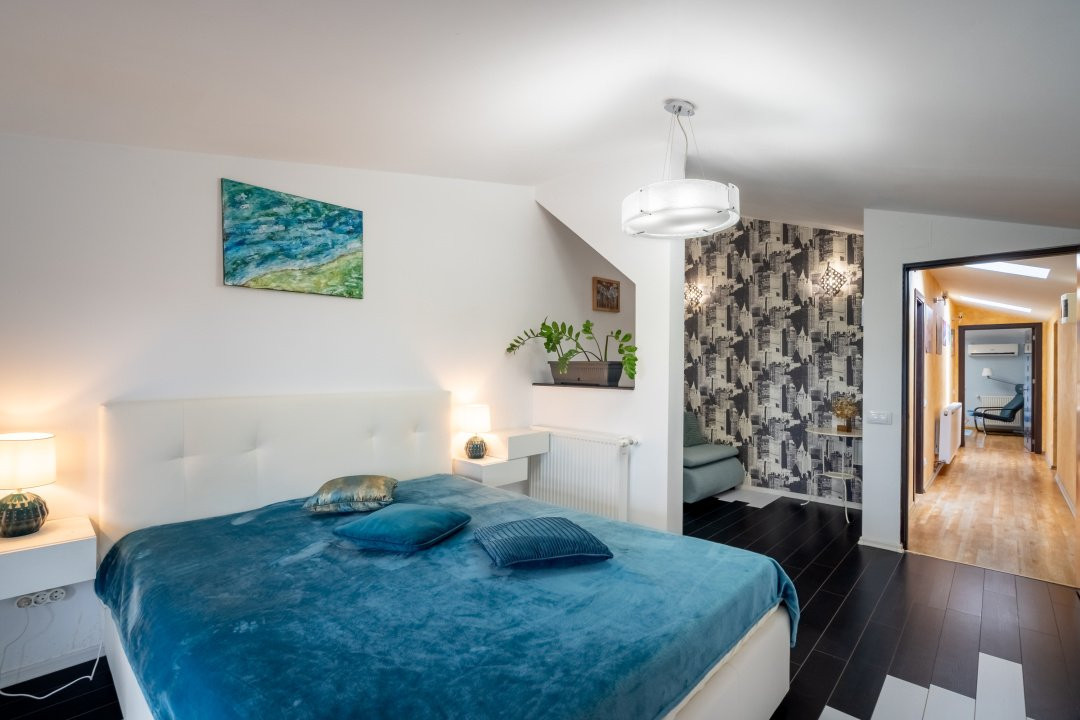 Duplex 4 camere cu priveliste in Cartierul Verde