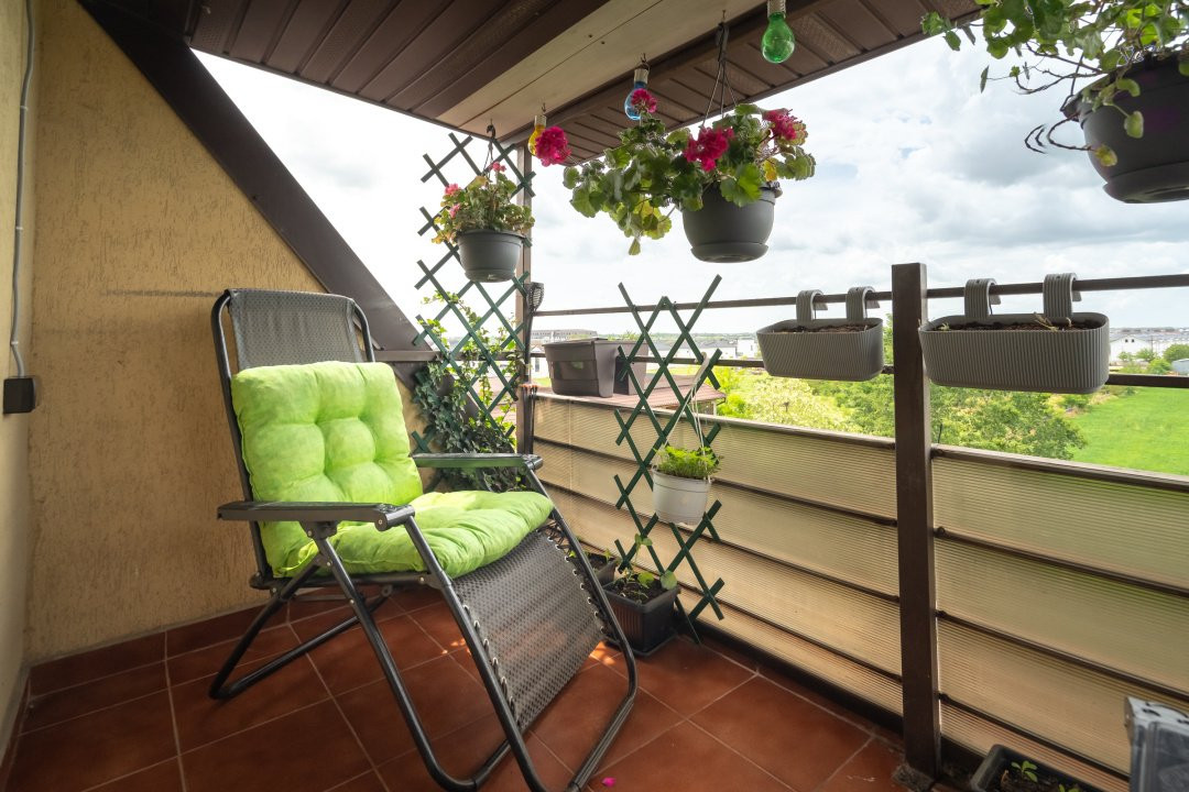 Duplex 4 camere cu priveliste in Cartierul Verde