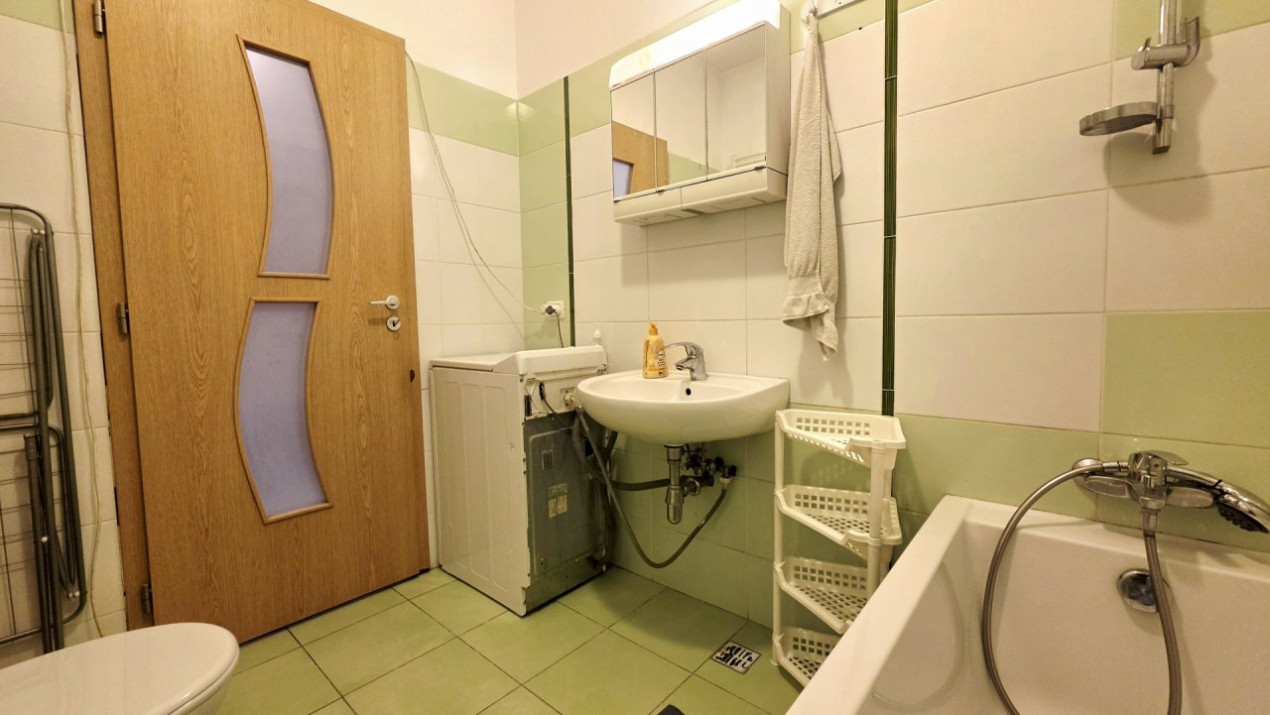 Personalizabila, spatioasa, intima. Garsoniera cu liniste inclusa