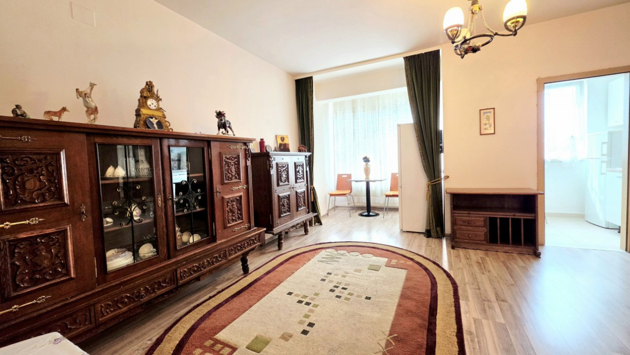 Personalizabila, spatioasa, intima. Garsoniera cu liniste inclusa