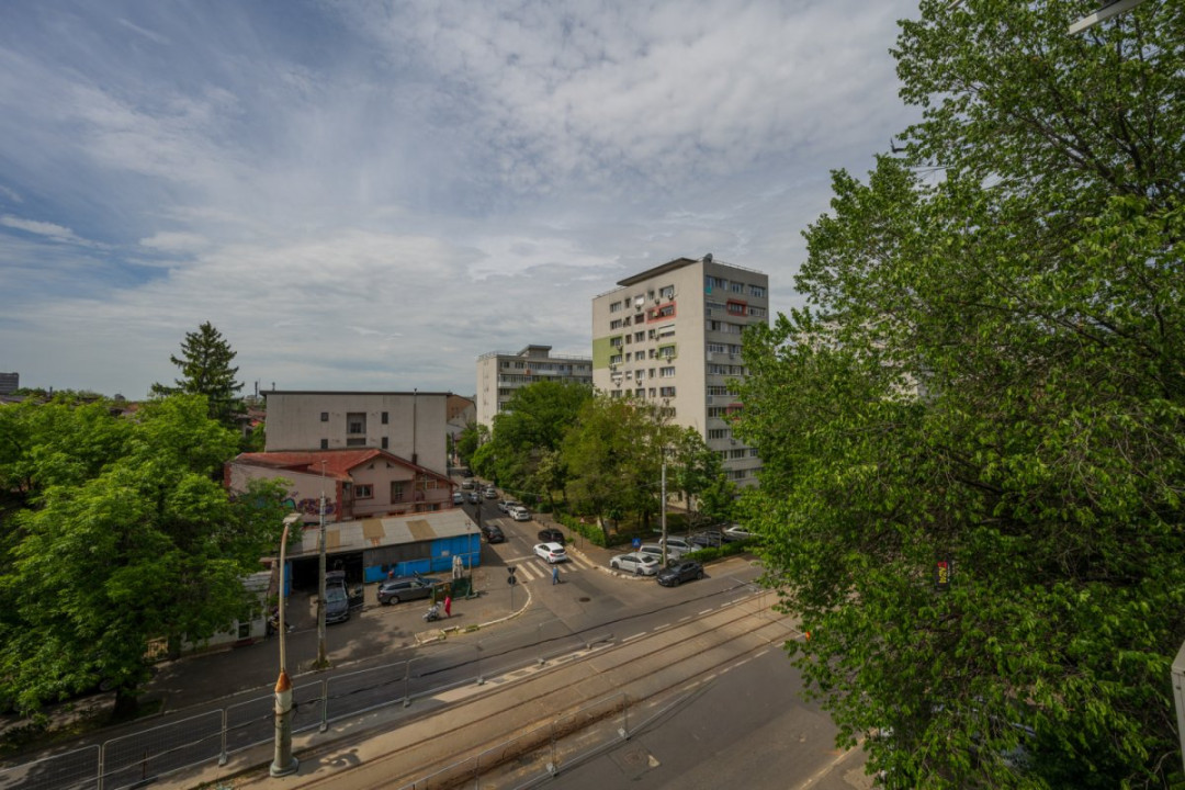 Apartament 2 camere | balcon generos | Ion Mihalache 156
