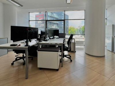Spatiu de birouri | Vitan Center | Utilitati incluse | 33mp