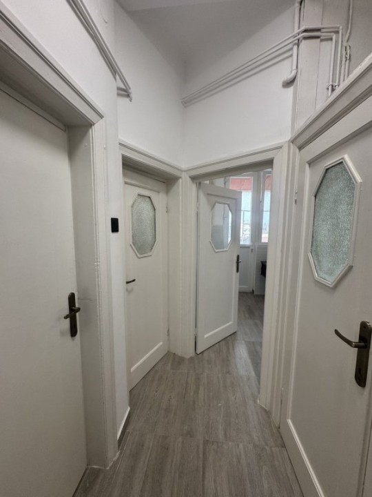 Birou cu view, în inima orasului