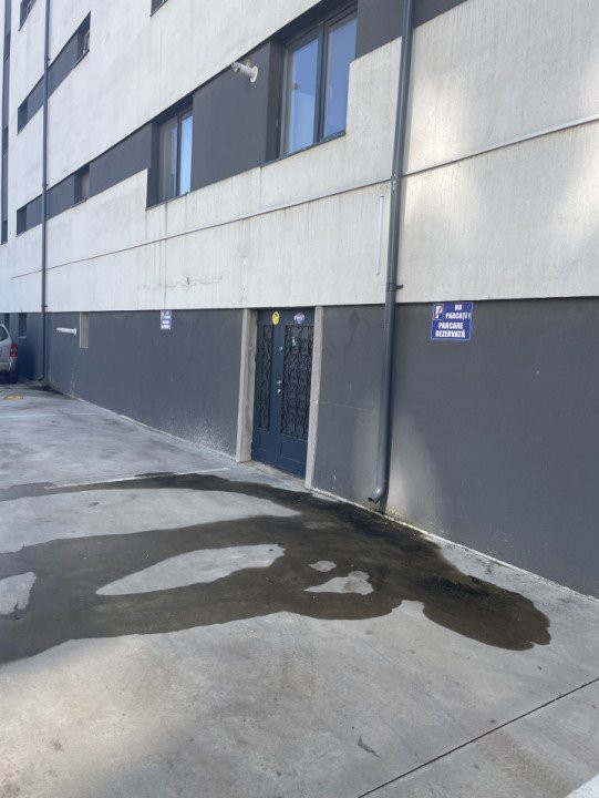 Spatiu comercial 110 mp vitrina 13m Militari Residence-Tineretului doua intrari 
