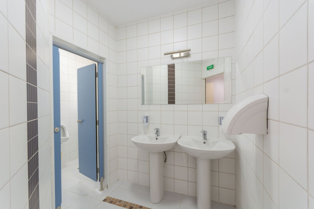Office space | Vitan Center | Utilities included | 46sqm