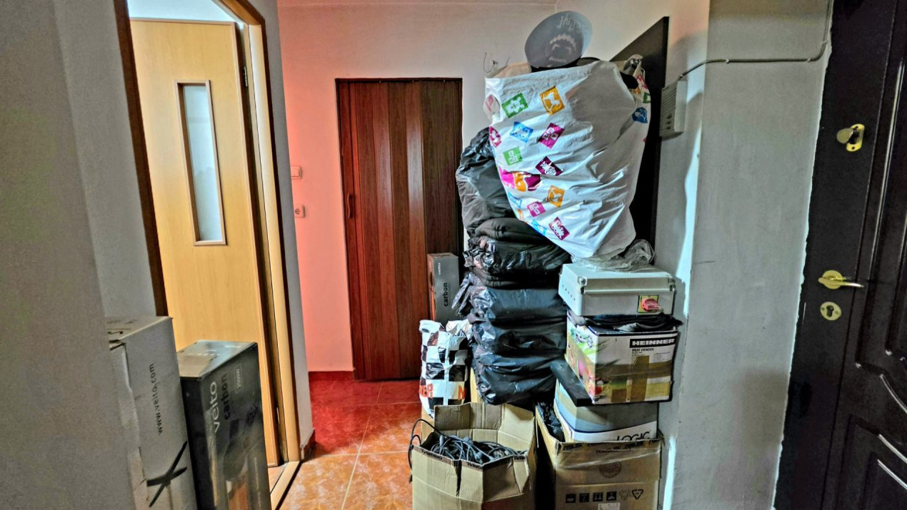 Cea mai sincera garsoniera de la Unirii: nu ascunde nici haosul!