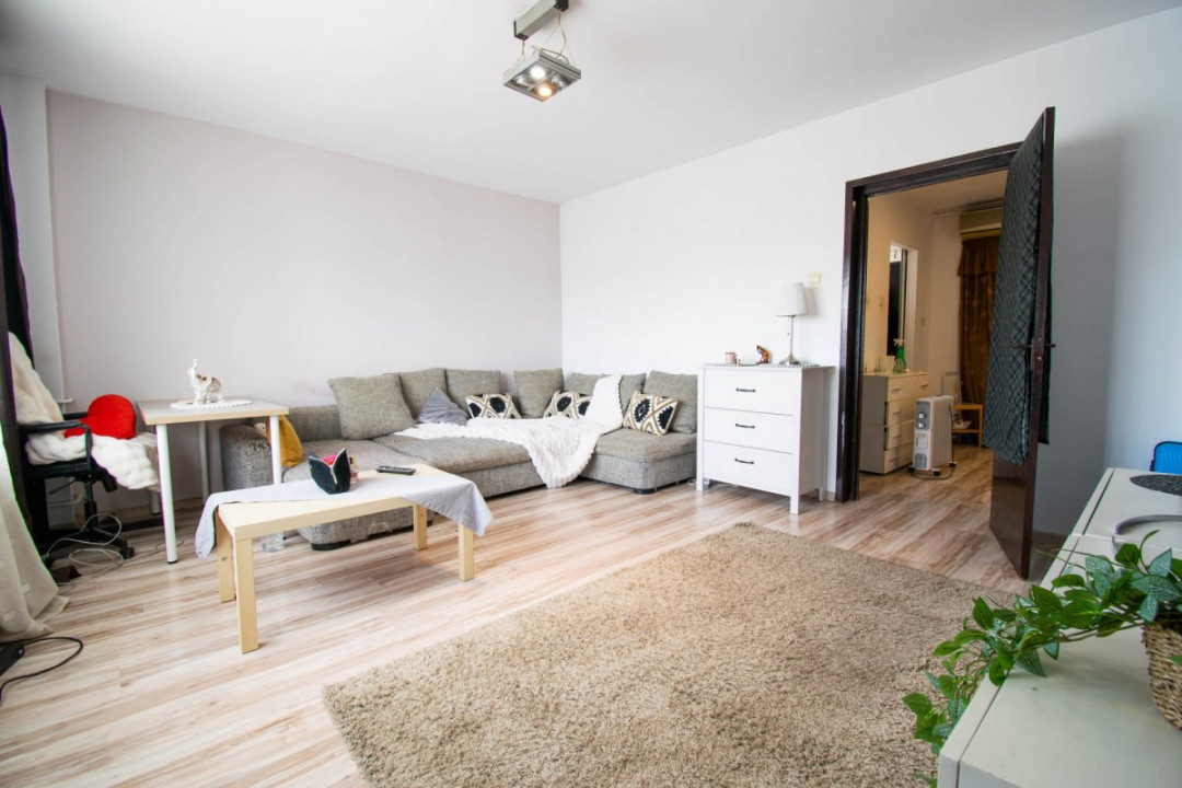 Apartament spațios 2 camere,67 mp,decomandat,bloc 2001–Calea Călărași