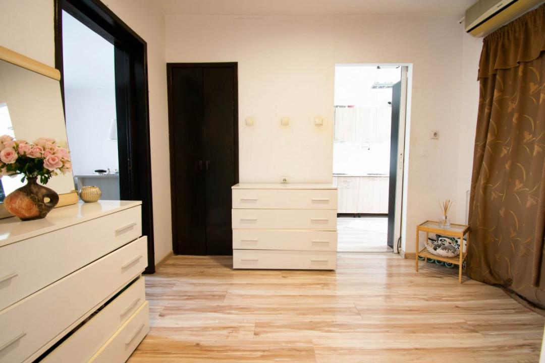 Apartament spațios 2 camere,67 mp,decomandat,bloc 2001–Calea Călărași