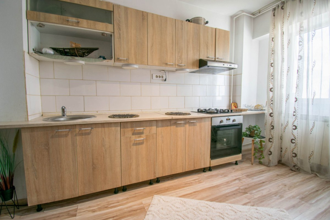 Apartament spațios 2 camere,67 mp,decomandat,bloc 2001–Calea Călărași