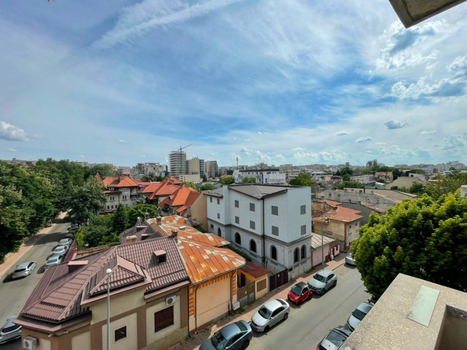 Apartament spațios 2 camere,67 mp,decomandat,bloc 2001–Calea Călărași