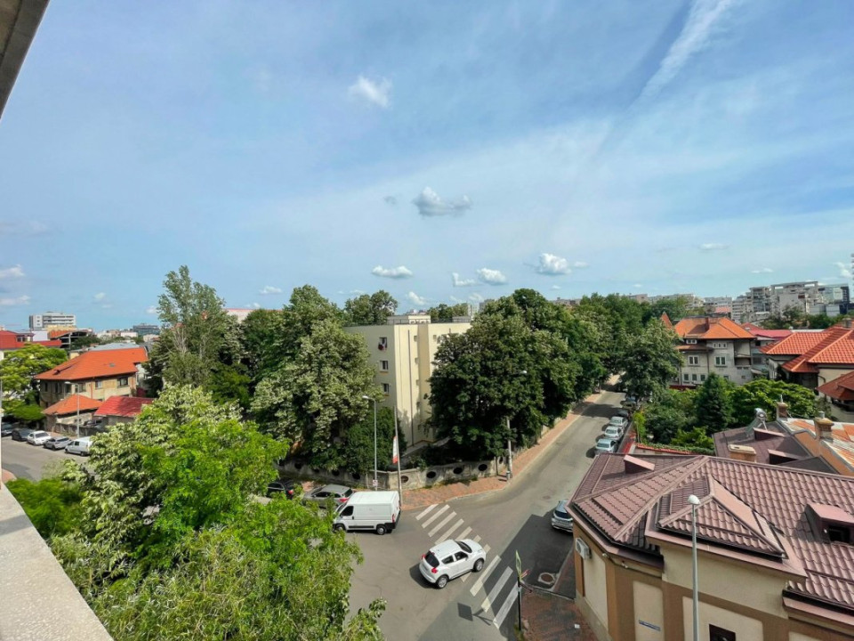 Apartament spațios 2 camere,67 mp,decomandat,bloc 2001–Calea Călărași