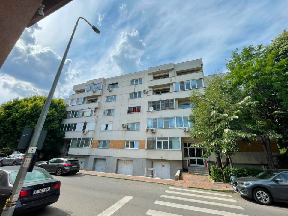 Apartament spațios 2 camere,67 mp,decomandat,bloc 2001–Calea Călărași