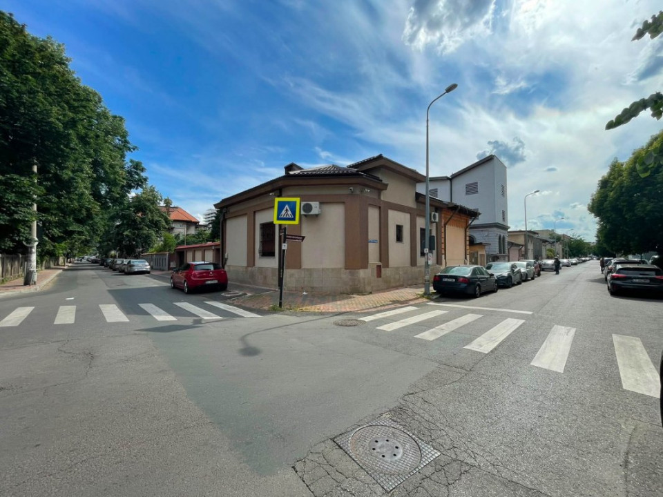 Apartament spațios 2 camere,67 mp,decomandat,bloc 2001–Calea Călărași