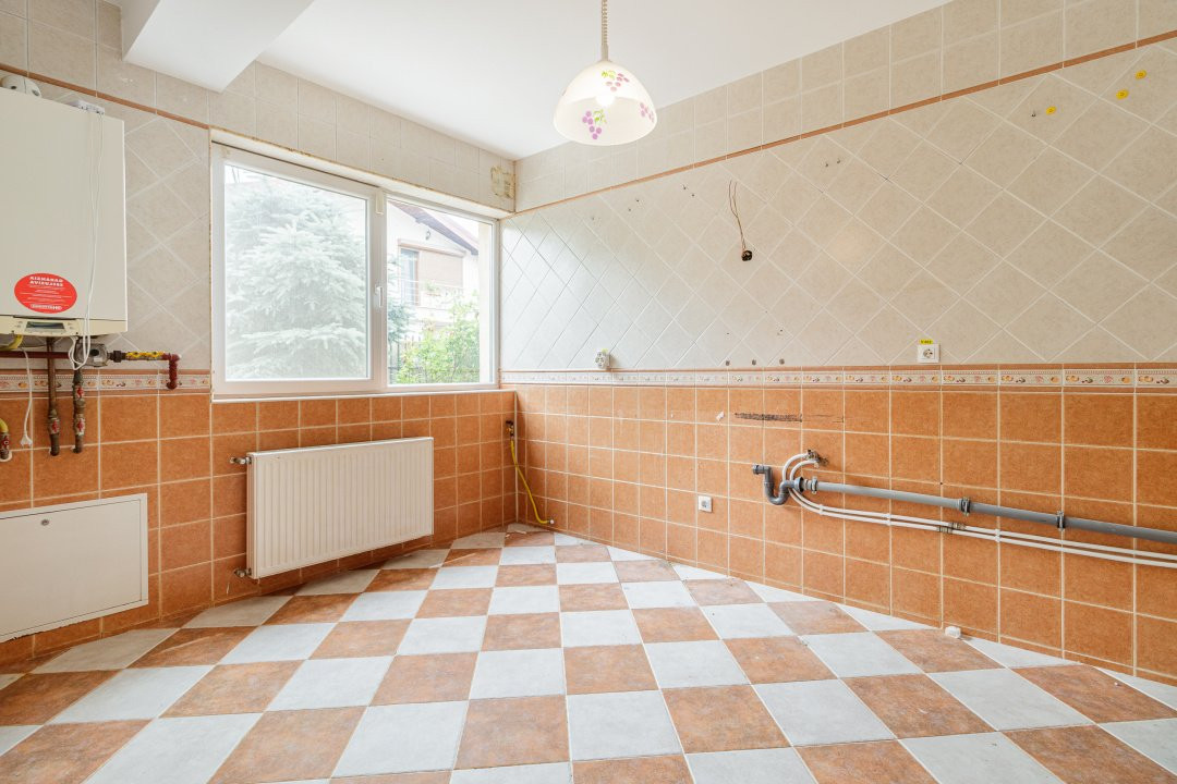 Duplex 4 camere  - drum privat