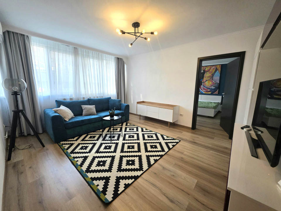 De vanzare 3 camere la Sala Palatului/Cișmigiu, gata de mutat