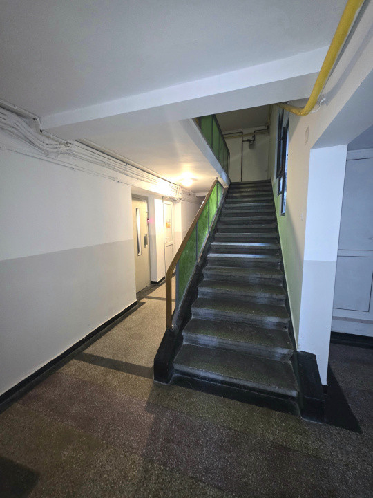 De vanzare 3 camere la Sala Palatului/Cișmigiu, gata de mutat