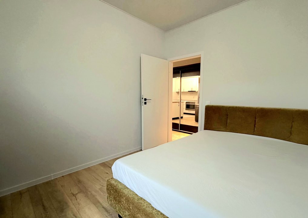 Apartamentul de langa râu