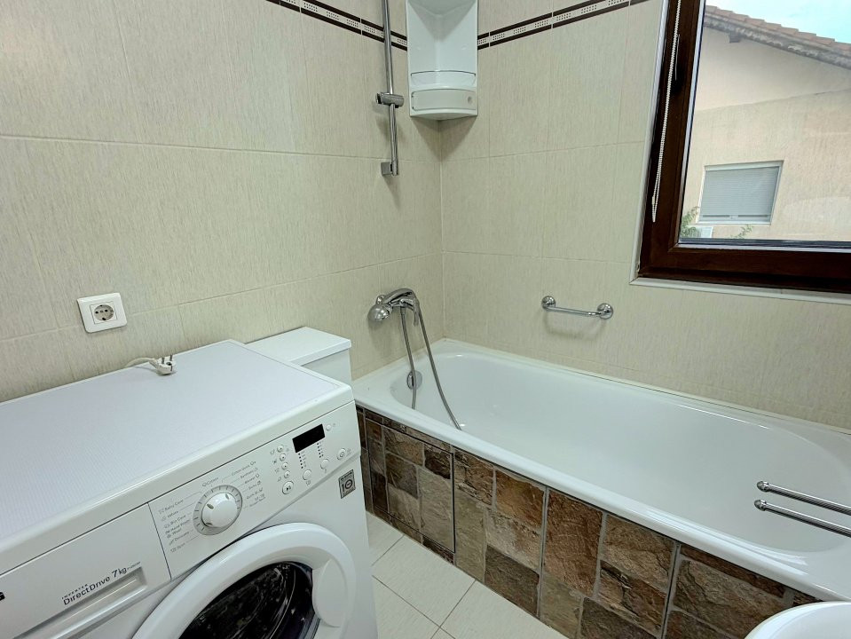 Apartamentul de langa râu