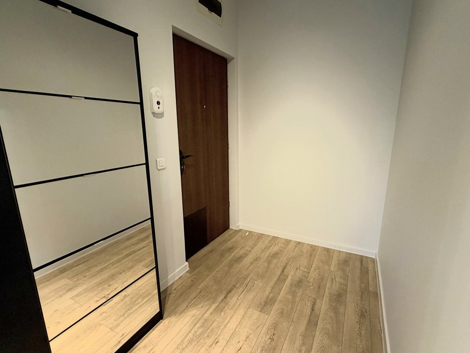 Apartamentul de langa râu