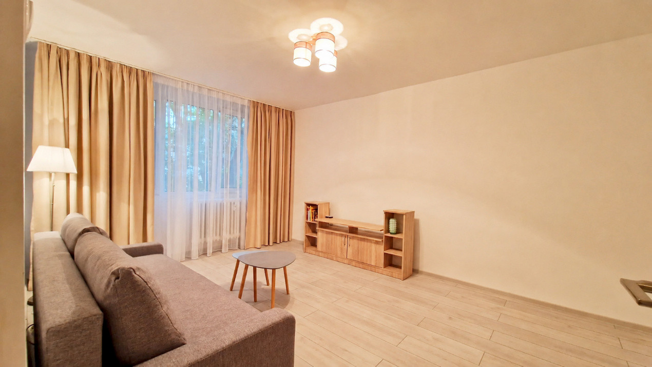 Apartament la prima închiriere după renovare completă, mobilat și utilat modern 