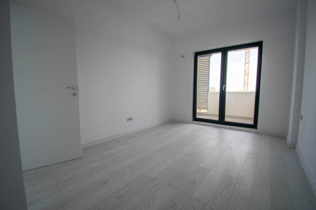 Apartament cu 3 camere,70 mp,etaj 2 in Sun Lake Residence