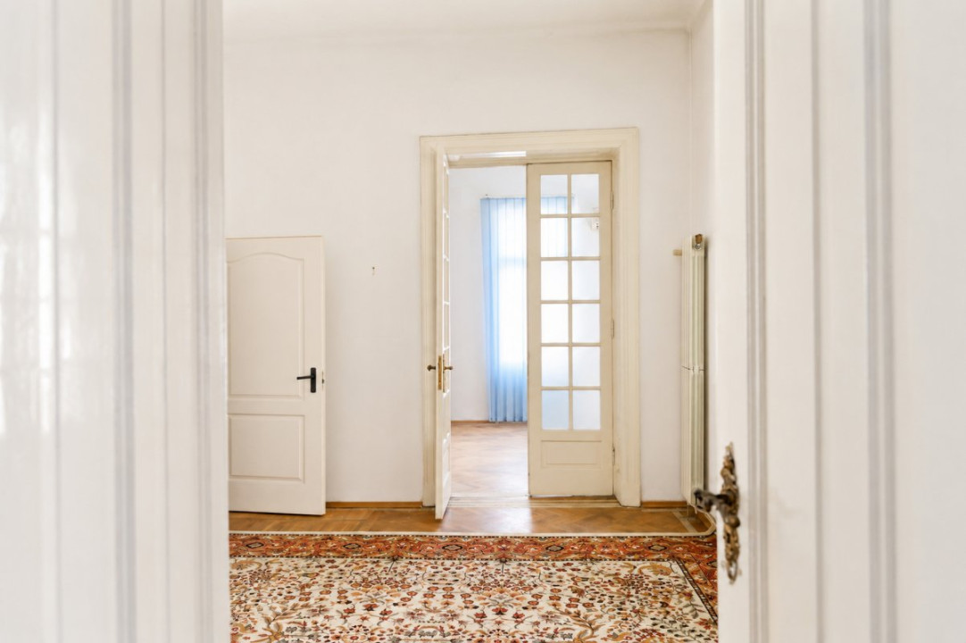 Vila Interbelica S+P+1+M | Kiseleff - Aviatorilor - Docentilor | 504 MP Teren