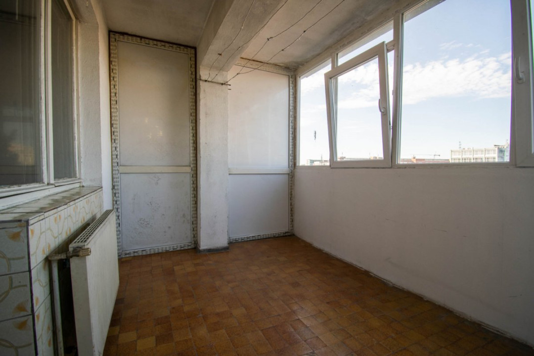 Apartament 3 camere,decomandat,76 mp,et 3,centrala,Aleea Hobița-Sos. Pantelimon