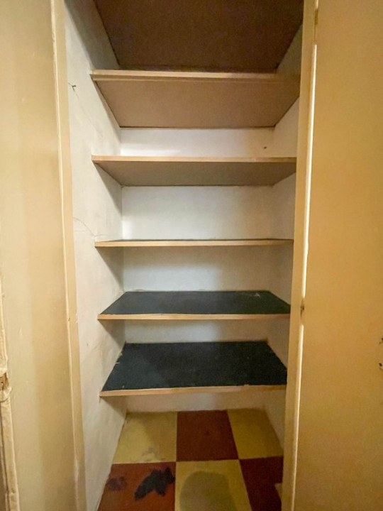 Apartament 3 camere,decomandat,76 mp,et 3,centrala,Aleea Hobița-Sos. Pantelimon