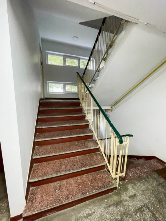 Apartament 3 camere,decomandat,76 mp,et 3,centrala,Aleea Hobița-Sos. Pantelimon