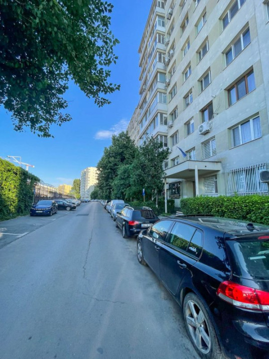 Apartament 3 camere,decomandat,76 mp,et 3,centrala,Aleea Hobița-Sos. Pantelimon